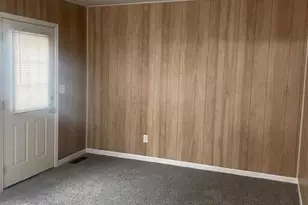 302 Lafayette St, Valparaiso, IN 46383 - Photo 16