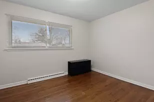 5950 Hayes Pl, Merrillville, IN 46410 - Photo 8