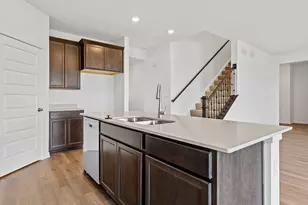 444 Fry St, Hebron, IN 46341 - Photo 6