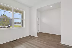 444 Fry St, Hebron, IN 46341 - Photo 6