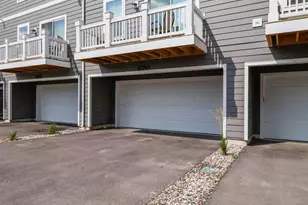 10743 Violette Wy, Saint John, IN 46373 - Photo 2