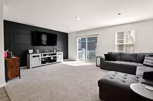 10743 Violette Wy, Saint John, IN 46373 - Photo 12