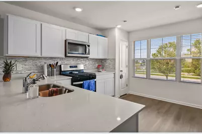 10743 Violette Way, Saint John, IN 46373 - Photo 8