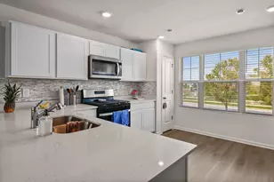 10743 Violette Wy, Saint John, IN 46373 - Photo 8