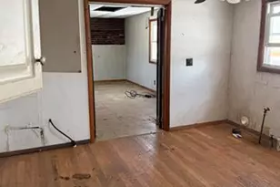 10352 N 300 E, La Porte, IN 46350 - Photo 6