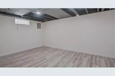 6568 Miller Avenue, Gary, IN 46403 - Photo 10