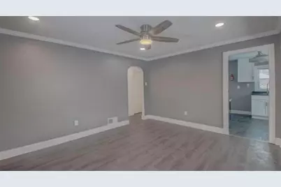 6568 Miller Avenue, Gary, IN 46403 - Photo 6