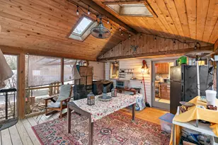 733 S Indiana Ave, Griffith, IN 46319 - Photo 16