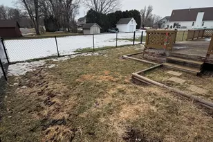 2639 E 9th Pl, Hobart, IN 46342 - Photo 26