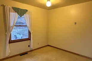 1110 N 550 E, Demotte, IN 46310 - Photo 18