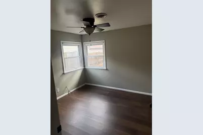 1337 W Cleveland Avenue, Hobart, IN 46342 - Photo 8