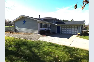 1328 Hilltop Drive, Lowell, IN 46356 - Photo 2