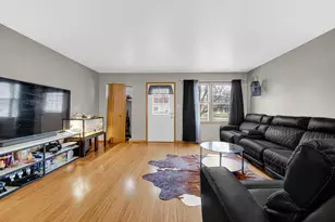 234 Keilman St, Dyer, IN 46311 - Photo 4