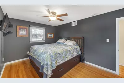 241 Lawndale Drive, Munster, IN 46321 - Photo 10