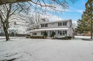 130 Wheatridge Rd, Valparaiso, IN 46385 - Photo 2