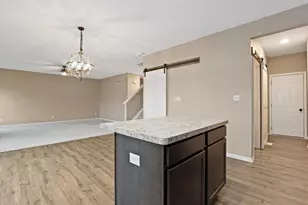 2184 W 129th Pl, Crown Point, IN 46307 - Photo 8