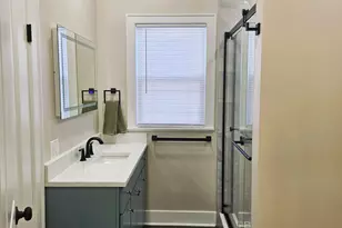 4339 Hickory Ave, Hammond, IN 46327 - Photo 32