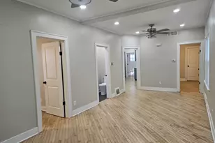 4339 Hickory Ave, Hammond, IN 46327 - Photo 10