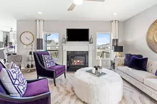 25 Levanno Dr, Crown Point, IN 46307 - Photo 4