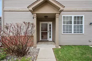 1139 Poppyfield Pl, Schererville, IN 46375 - Photo 2