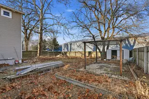 122 9th St SW, Demotte, IN 46310 - Photo 28