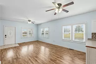 122 9th St SW, Demotte, IN 46310 - Photo 6