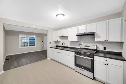 625 S Wells Street, Gary, IN 46403 - Photo 8