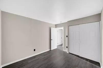 625 S Wells Street, Gary, IN 46403 - Photo 18