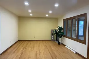 1405 W 125th Ct, Crown Point, IN 46307 - Photo 6