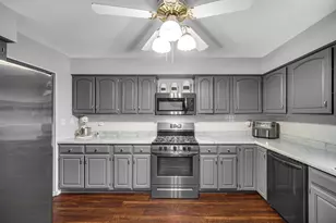 9418 Cleveland St, Crown Point, IN 46307 - Photo 8