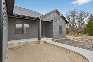 238 E 550 N, Rensselaer, IN 47978 - Photo 4