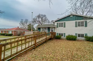 903 S Portland St, Knox, IN 46534 - Photo 2