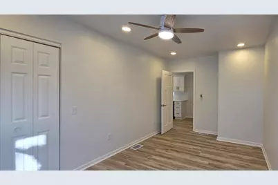 7325 Locust Avenue, Gary, IN 46403 - Photo 34