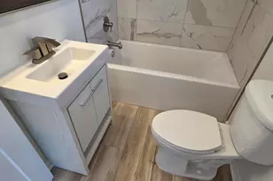 7325 Locust Ave, Gary, IN 46403 - Photo 40