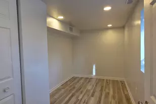 7325 Locust Ave, Gary, IN 46403 - Photo 84