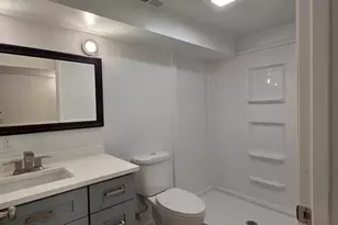 7325 Locust Ave, Gary, IN 46403 - Photo 94