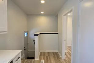 7325 Locust Ave, Gary, IN 46403 - Photo 28