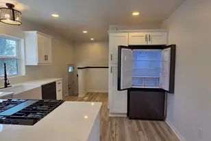 7325 Locust Ave, Gary, IN 46403 - Photo 26