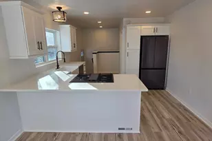 7325 Locust Ave, Gary, IN 46403 - Photo 20