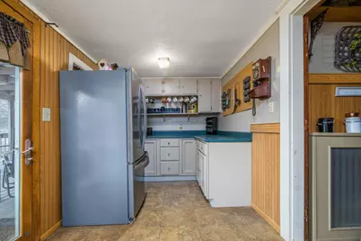 313 E Graham Street, Kentland, IN 47951 - Photo 16