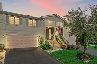 204 Barbara Jean Dr, Schererville, IN 46375 - Photo 2