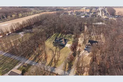 216 E 1050 N, Chesterton, IN 46304 - Photo 66