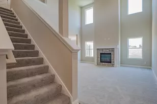 3106 Forestside Ln, Valparaiso, IN 46385 - Photo 2