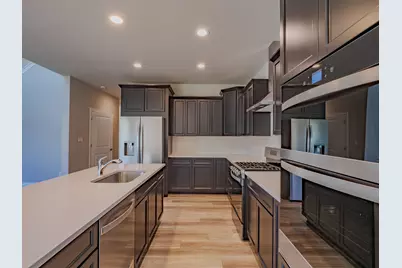 3106 Forestside Lane, Valparaiso, IN 46385 - Photo 8