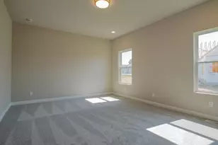 3106 Forestside Ln, Valparaiso, IN 46385 - Photo 12