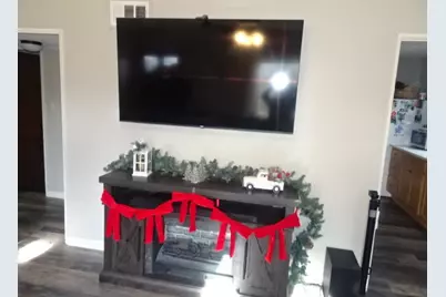 1001 E Chicago Street, Valparaiso, IN 46383 - Photo 10