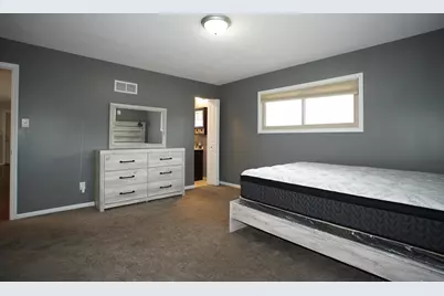 6092 Cleveland Street, Merrillville, IN 46410 - Photo 16