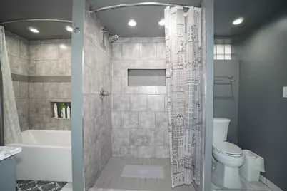 6092 Cleveland Street, Merrillville, IN 46410 - Photo 32