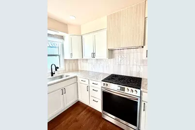 1838 Holly Lane, Munster, IN 46321 - Photo 16