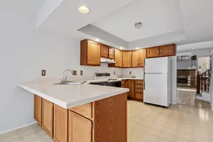 126 Bluegrass Dr, Schererville, IN 46375 - Photo 10